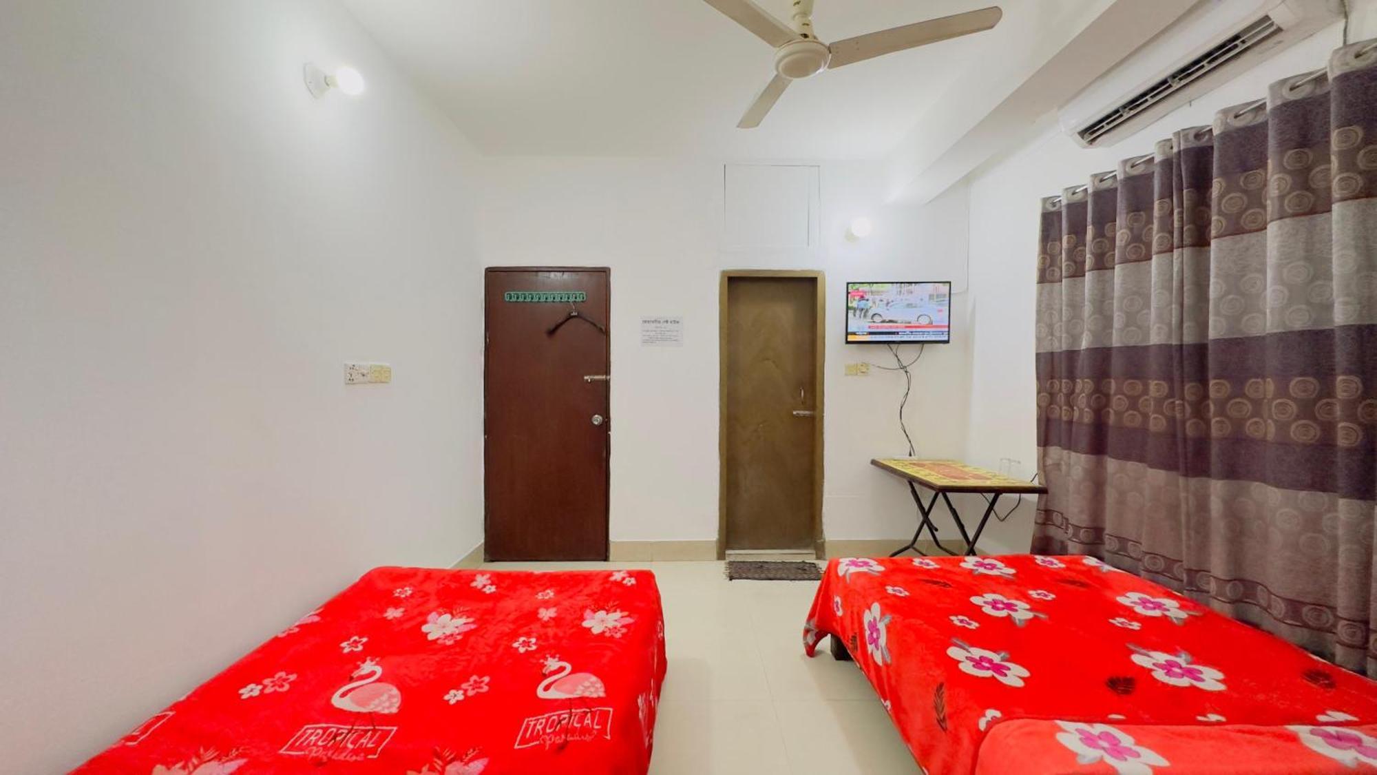 Mohammadia Restaurant & Guest House Near United Hospital Dhaka Bagian luar foto