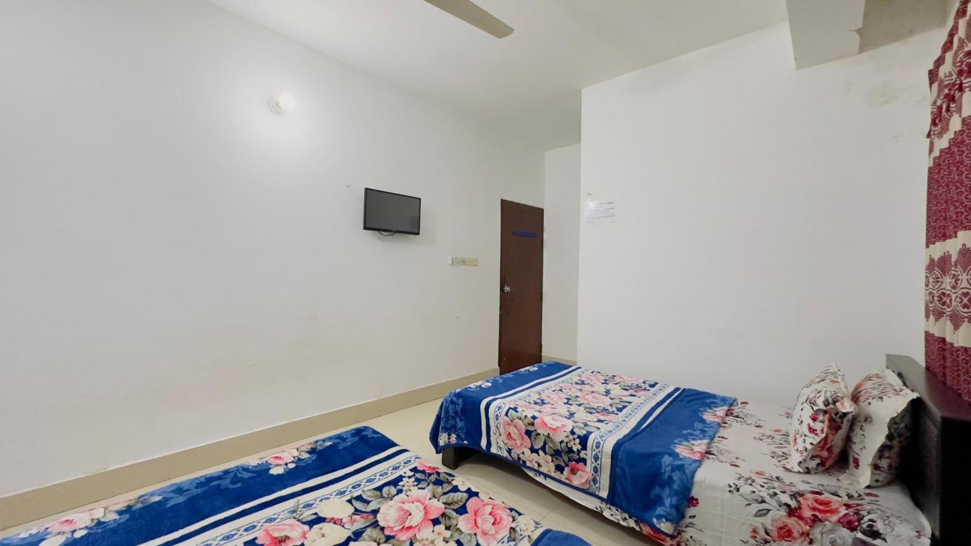 Mohammadia Restaurant & Guest House Near United Hospital Dhaka Bagian luar foto